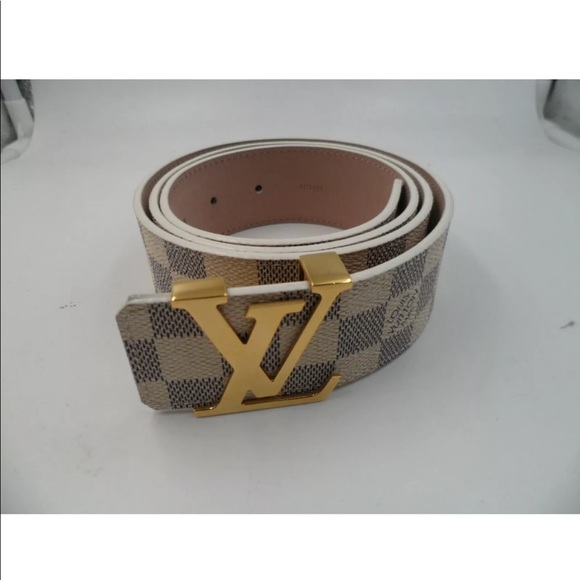 Louis Vuitton Belt Hologram 💚🔥 $275 Fast shipping: Item will be